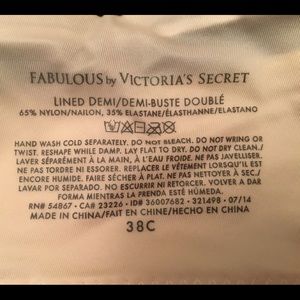 Victoria's Secret Intimates & Sleepwear - Victoria Secret Multicolored Bra 38C Victoria's Secret Intimates & Sleepwear - Victoria Secret Multicolored Bra 38C